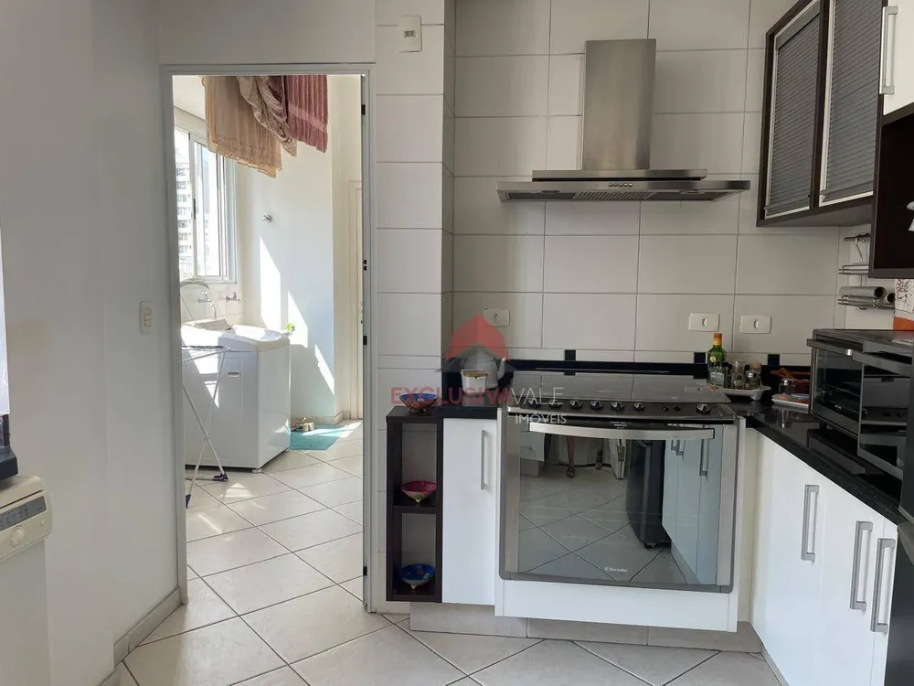 Apartamento, 4 quartos, 217 m² - Foto 2