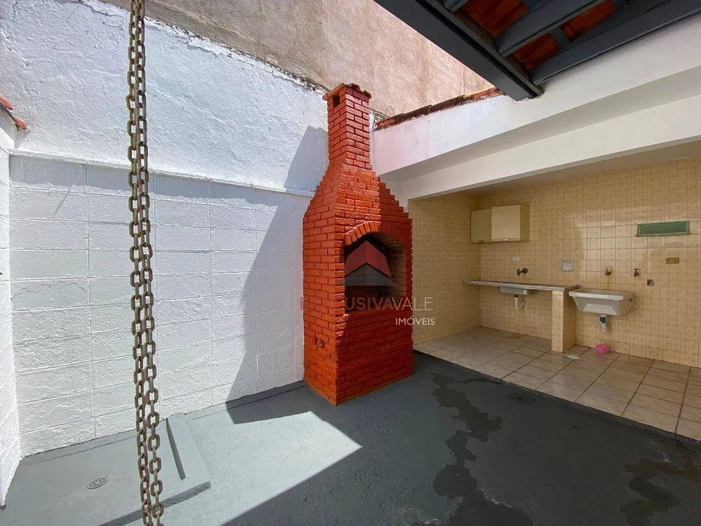 Casa, 3 quartos, 174 m² - Foto 1