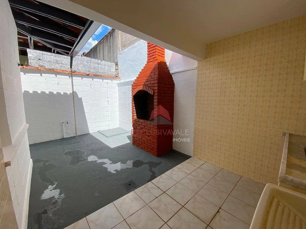 Casa, 3 quartos, 174 m² - Foto 2