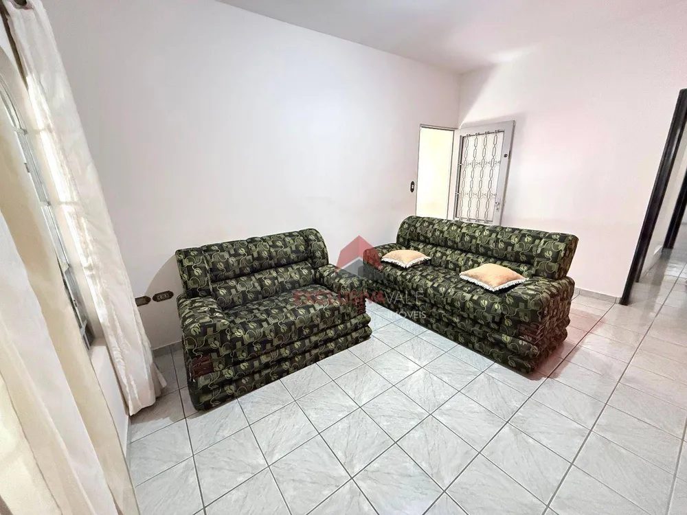 Casa, 3 quartos, 226 m² - Foto 3