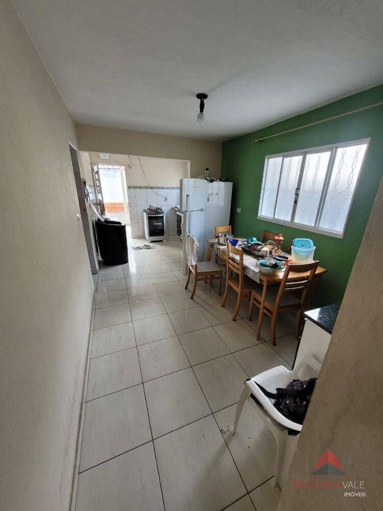 Casa, 3 quartos, 198 m² - Foto 4