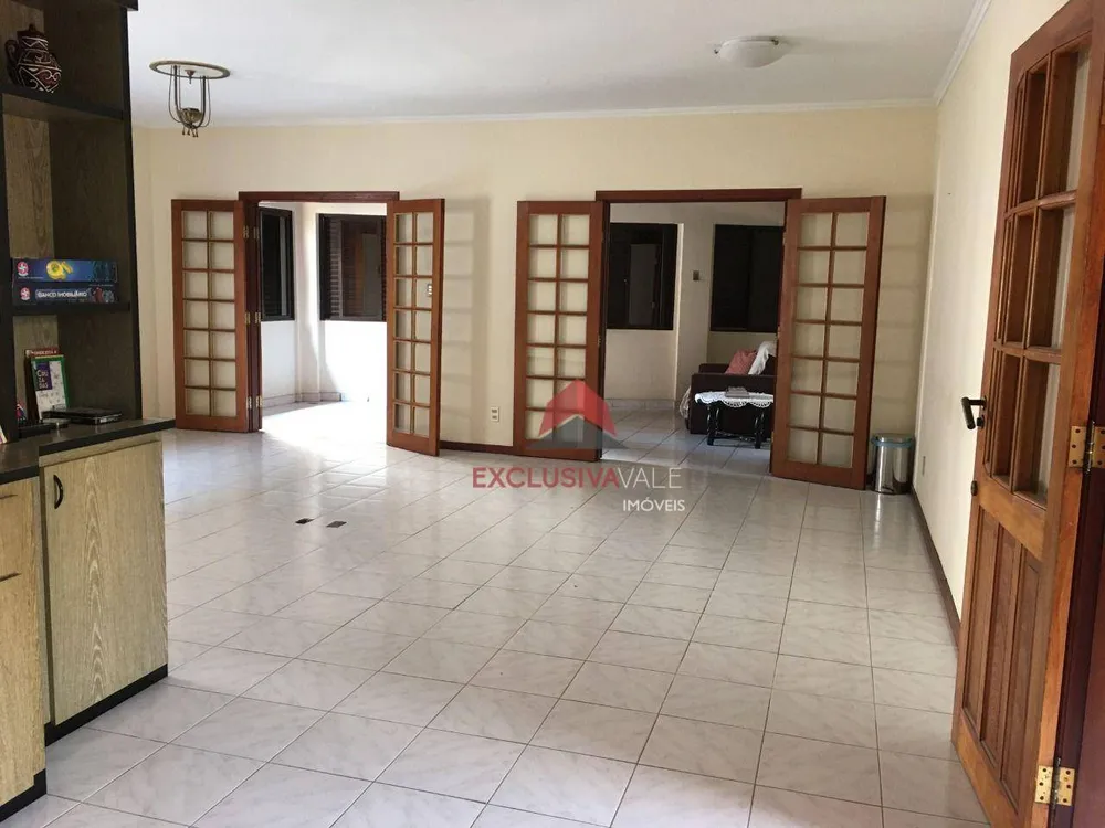 Casa, 4 quartos, 1089 m² - Foto 4