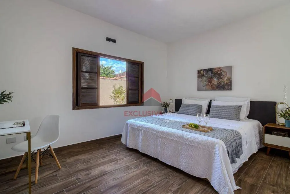 Casa, 7 quartos, 358 m² - Foto 4