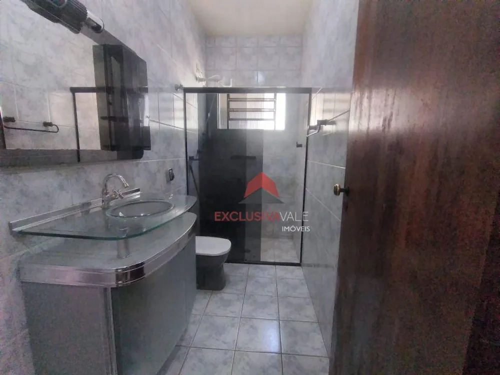 Casa, 3 quartos, 192 m² - Foto 2