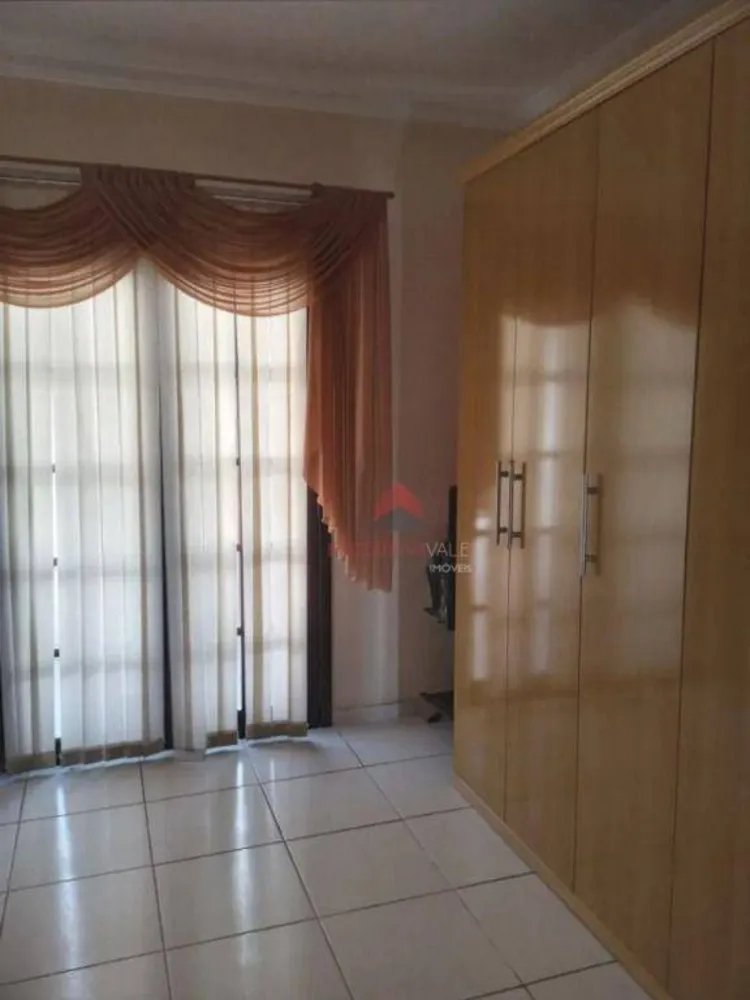 Casa, 3 quartos, 161 m² - Foto 2