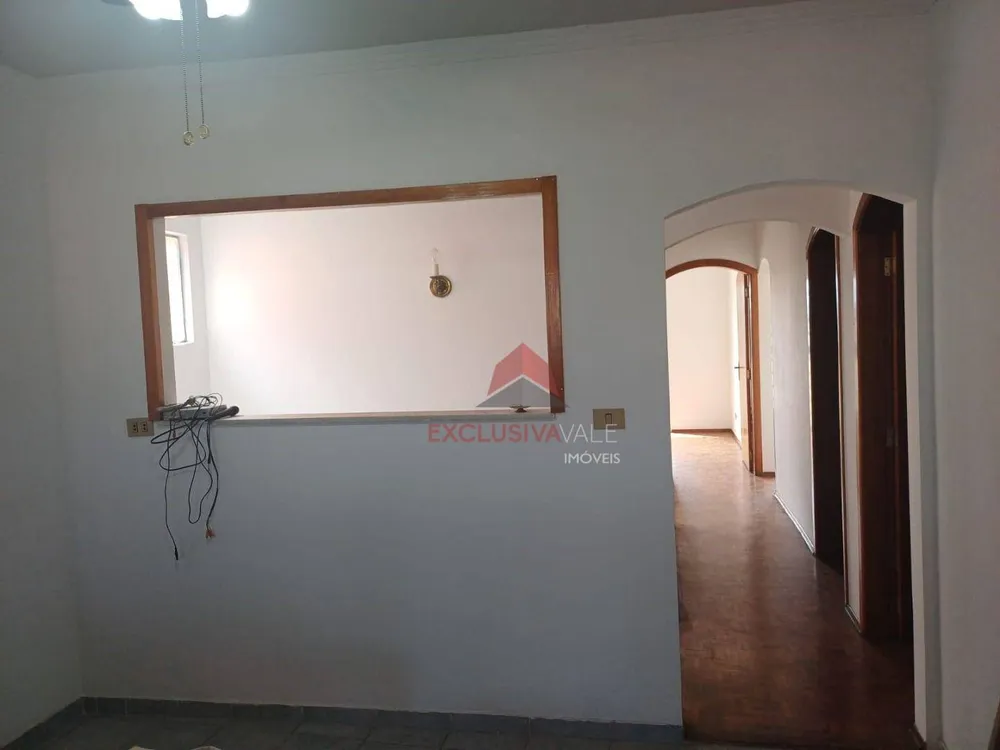 Casa, 4 quartos, 228 m² - Foto 1