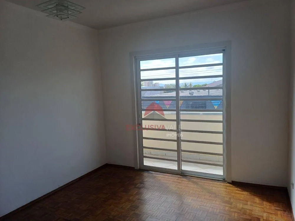 Casa, 4 quartos, 228 m² - Foto 4