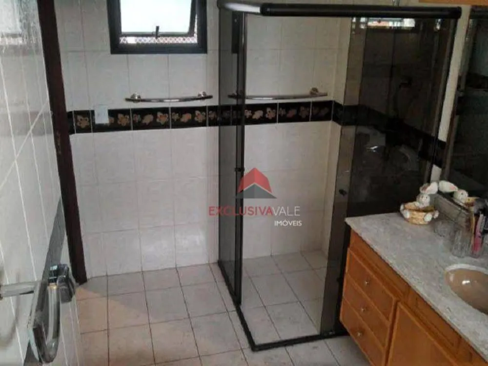 Apartamento, 3 quartos, 187 m² - Foto 2