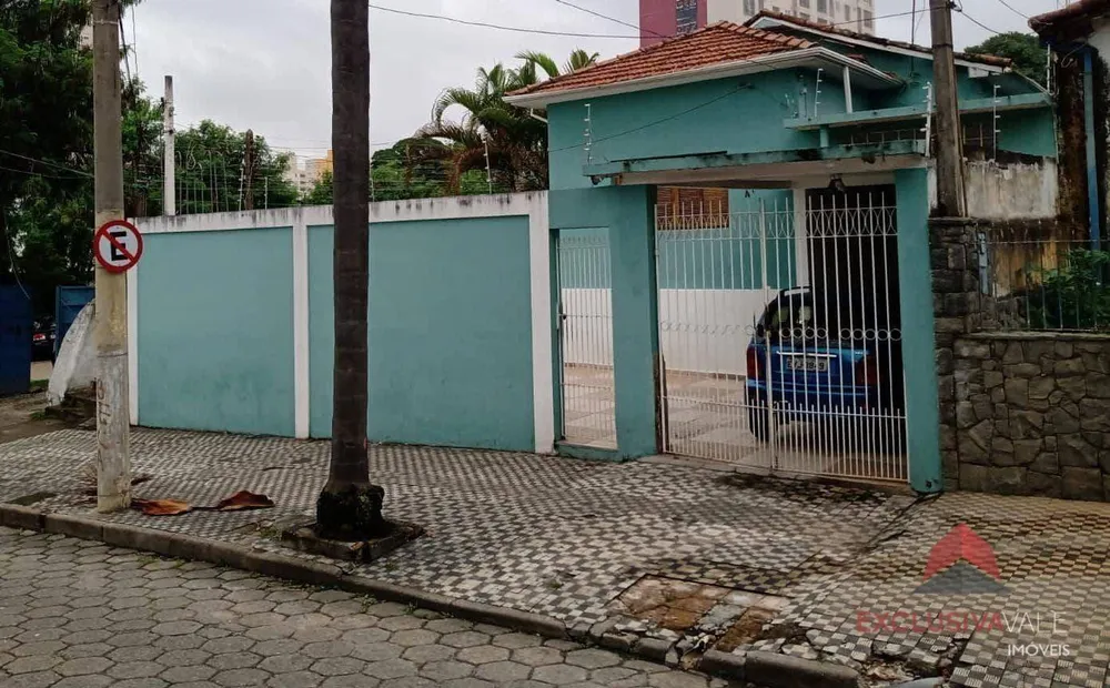 Casa, 3 quartos, 200 m² - Foto 1