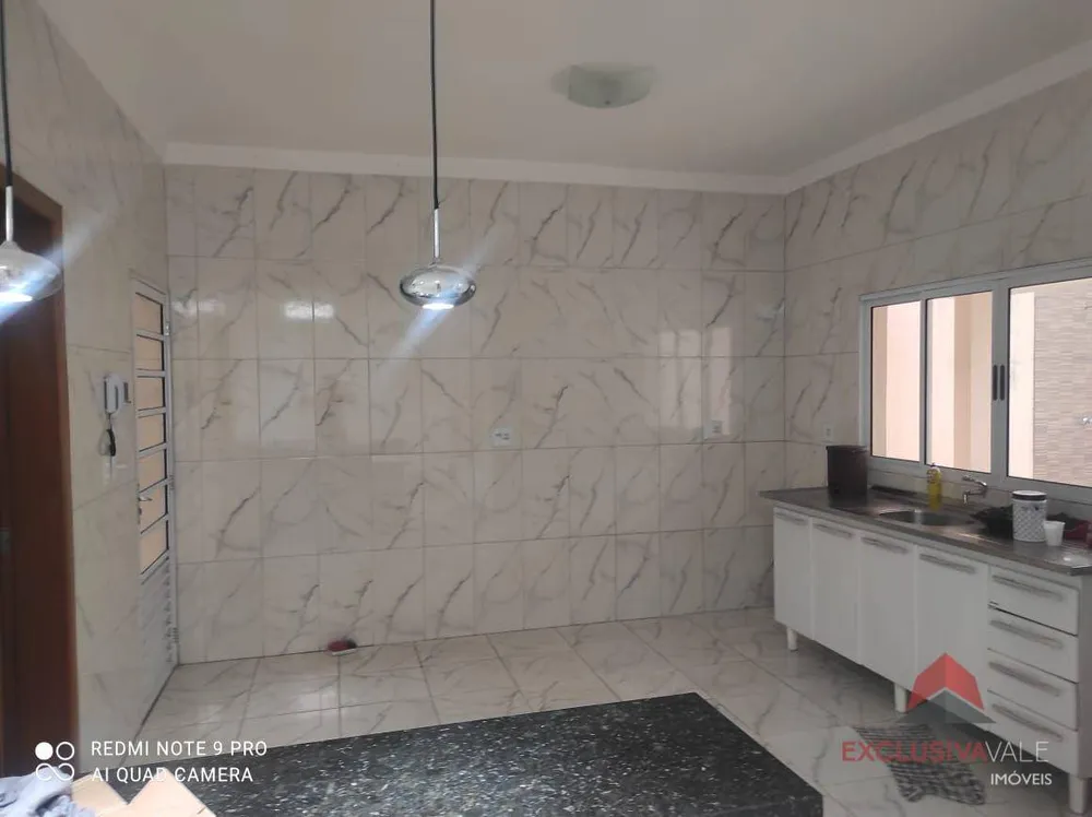 Casa, 4 quartos, 260 m² - Foto 1
