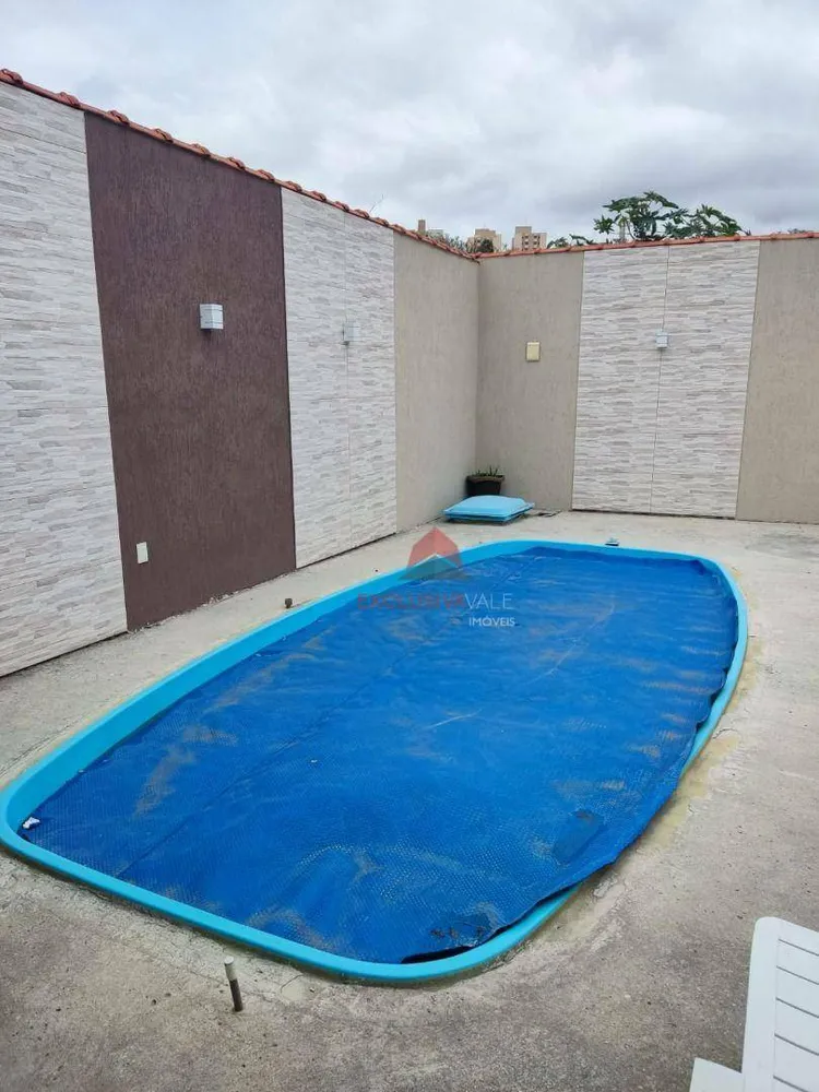 Casa, 3 quartos, 200 m² - Foto 1