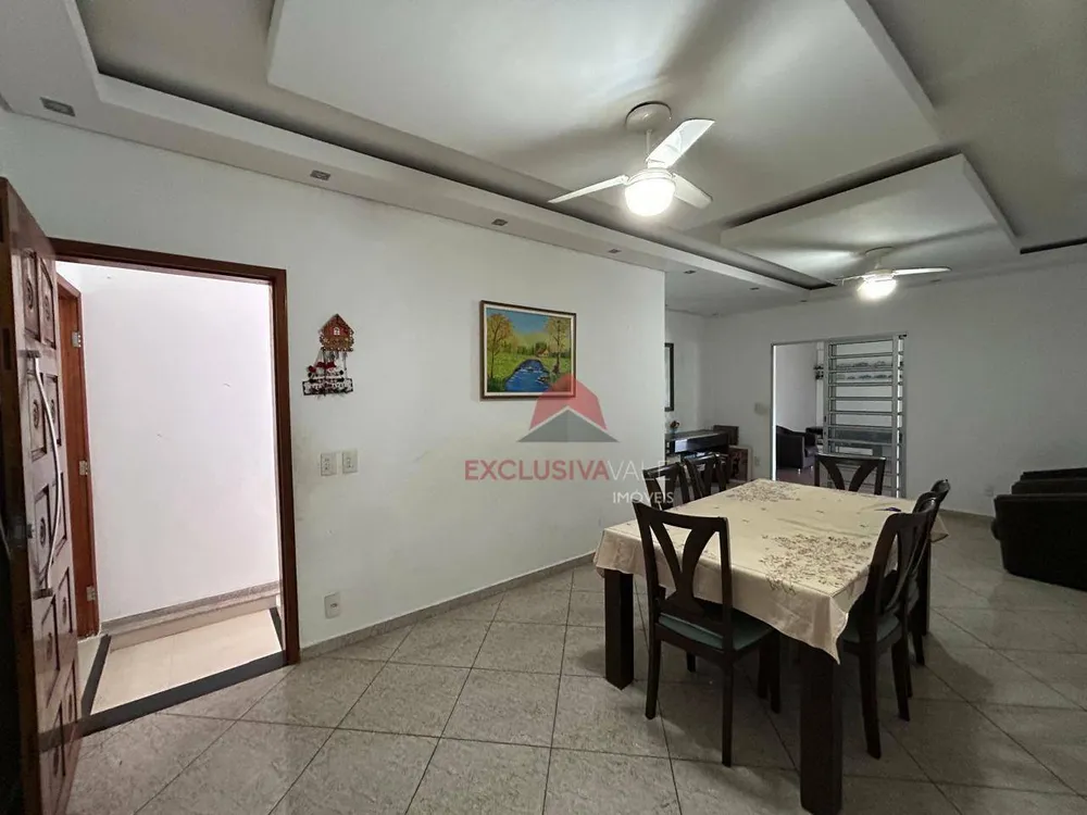 Casa, 3 quartos, 128 m² - Foto 2