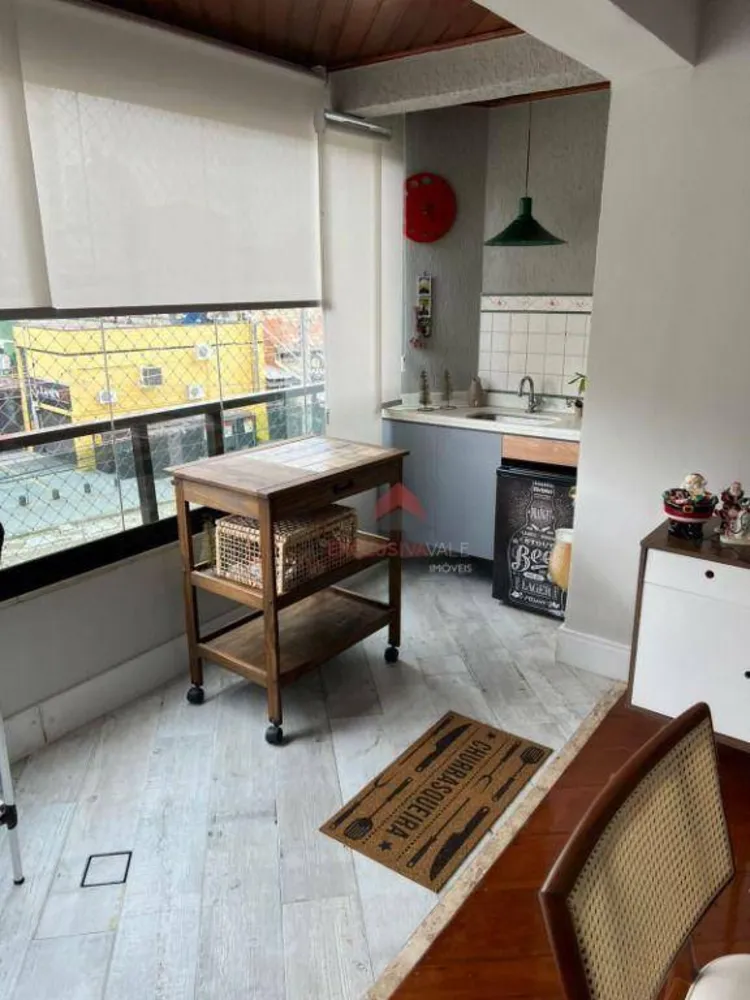 Apartamento, 3 quartos, 160 m² - Foto 1