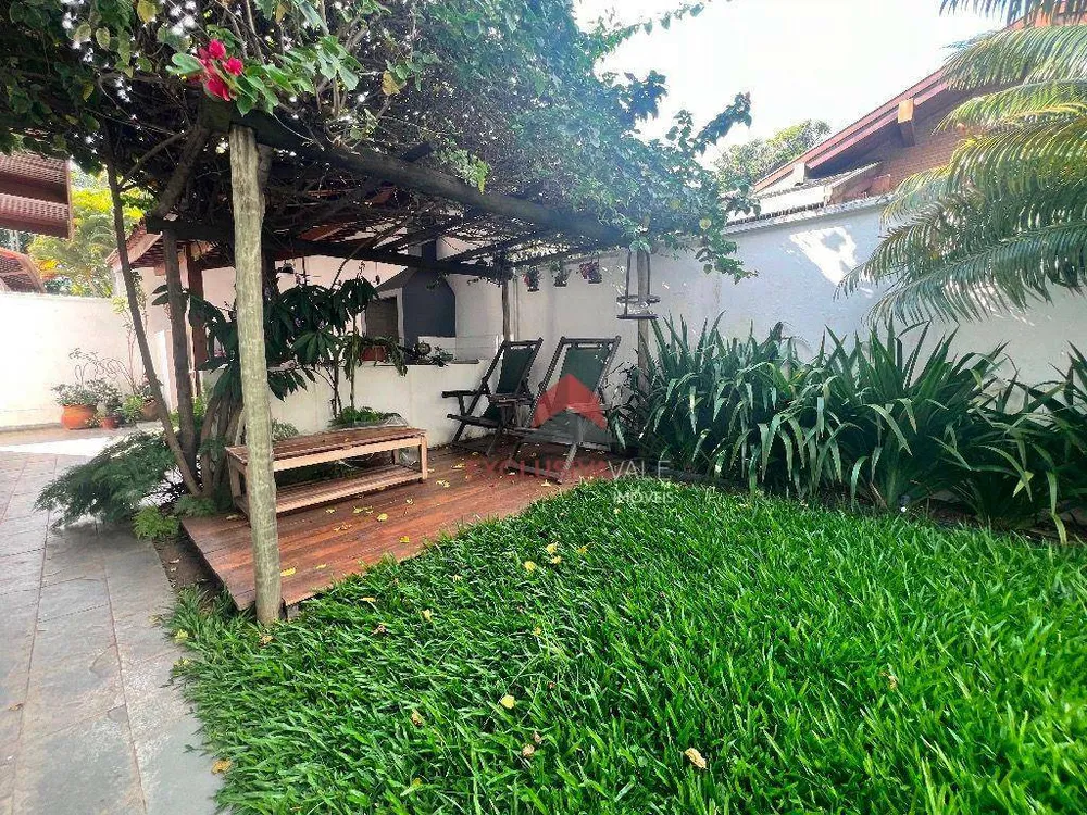 Casa, 6 quartos, 280 m² - Foto 3