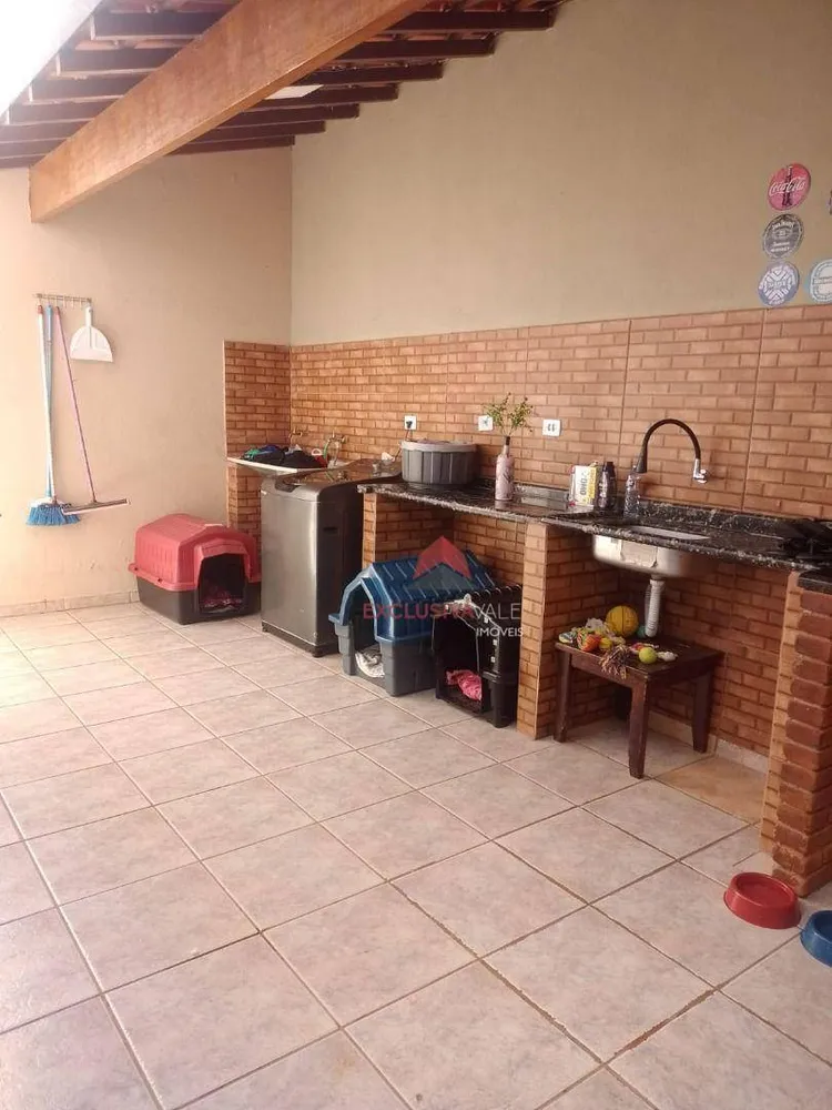 Casa, 3 quartos, 250 m² - Foto 3
