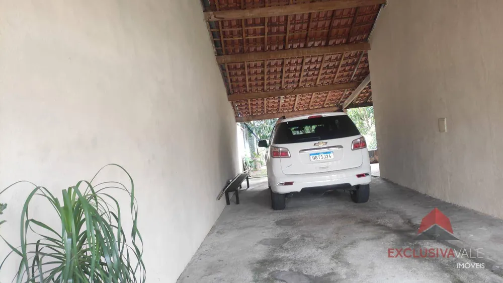 Chácara, 3 quartos, 2340 m² - Foto 2