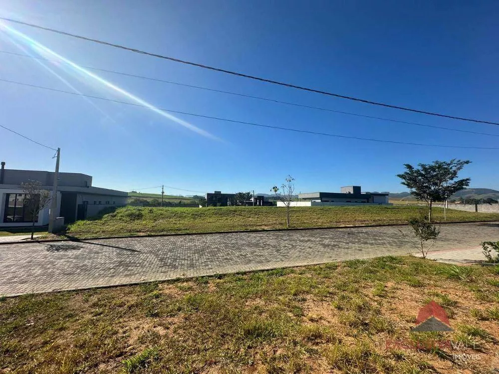 Loteamento e Condomínio, 1080 m² - Foto 2