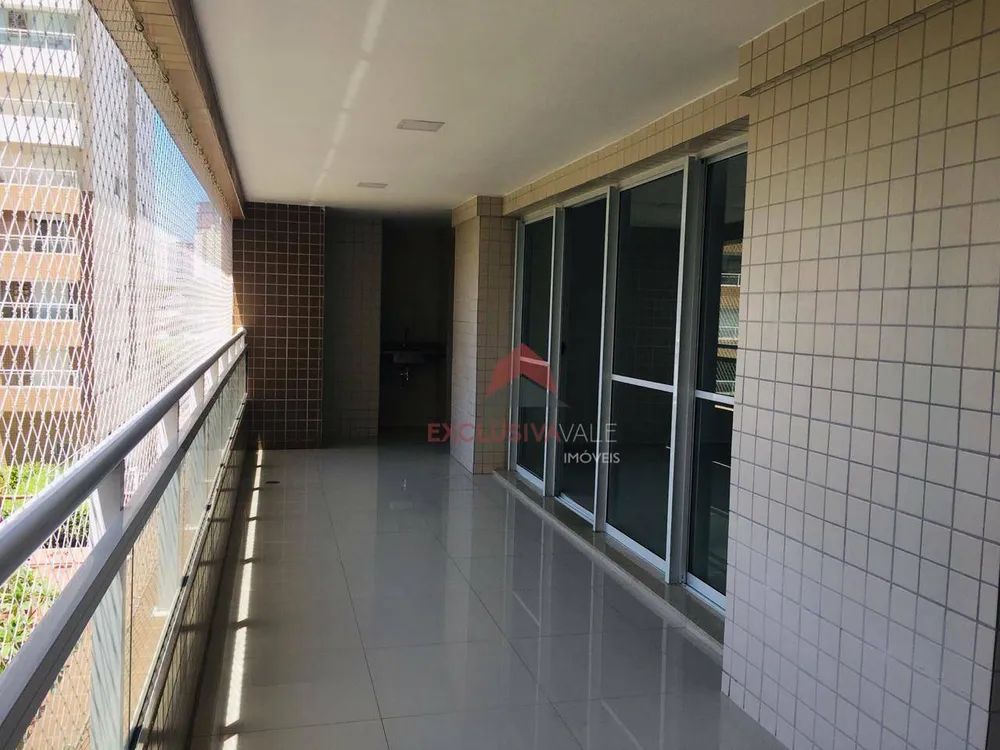 Apartamento, 3 quartos, 147 m² - Foto 1