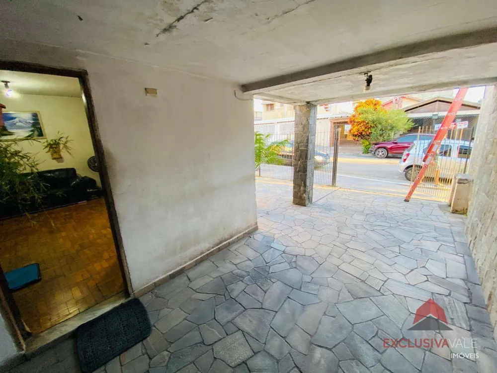 Casa, 3 quartos, 182 m² - Foto 1