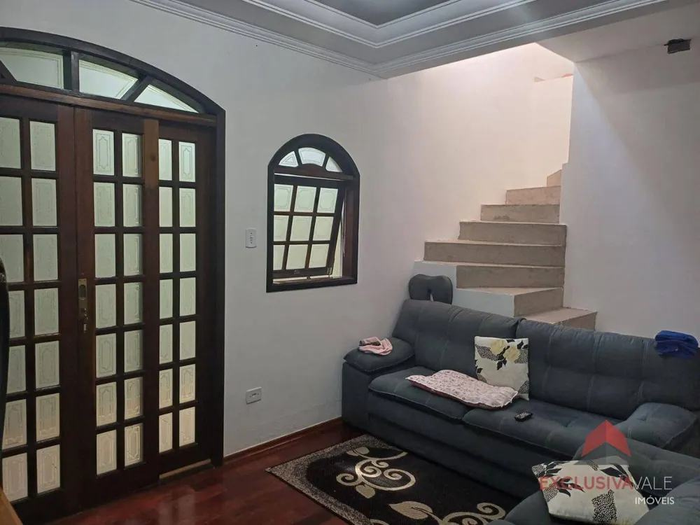 Casa, 4 quartos, 175 m² - Foto 1