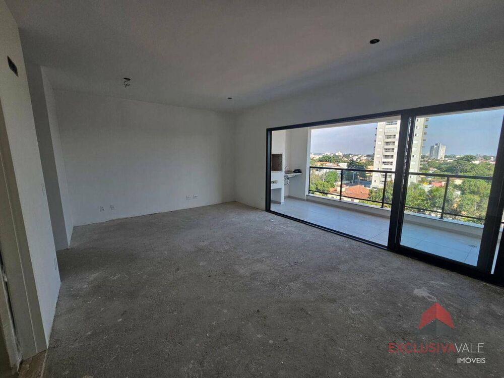 Apartamento à venda com 3 quartos, 109m² - Foto 1