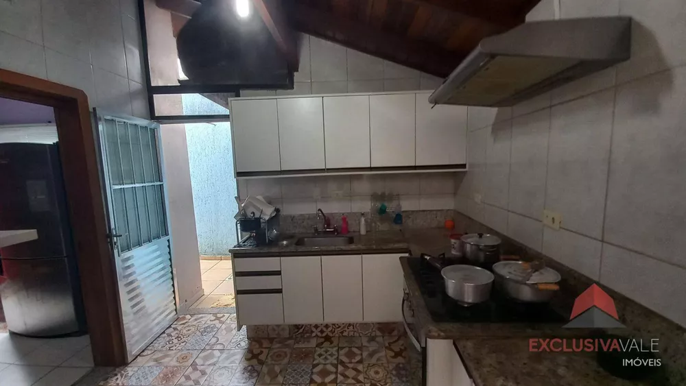 Casa, 4 quartos, 199 m² - Foto 35