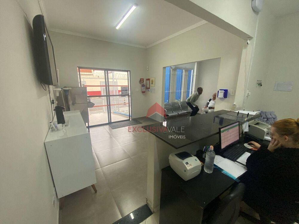 Prédio Inteiro para alugar, 220m² - Foto 7