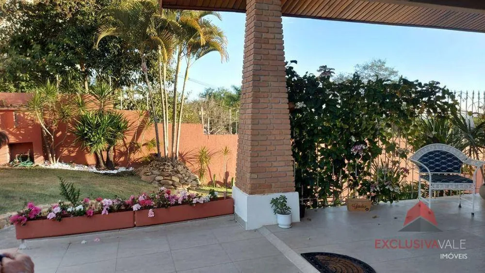 Casa, 3 quartos, 268 m² - Foto 1
