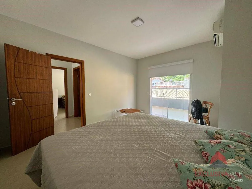 Casa, 5 quartos, 373 m² - Foto 2