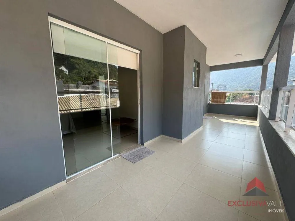 Casa, 5 quartos, 373 m² - Foto 1