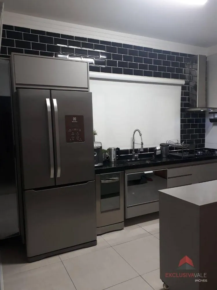 Casa, 4 quartos, 210 m² - Foto 3