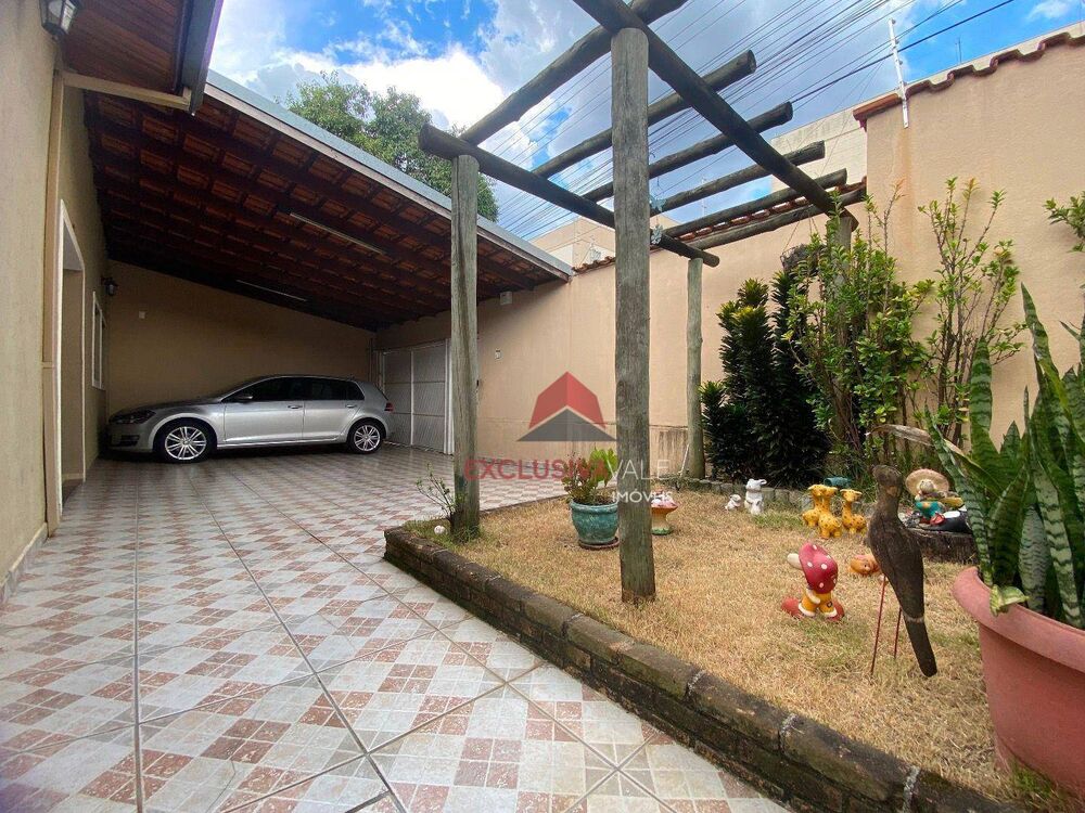 Casa, 3 quartos, 202 m² - Foto 2