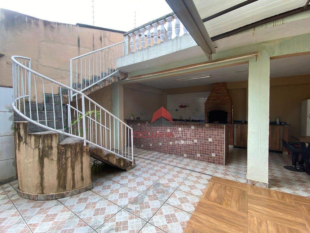Casa, 3 quartos, 202 m² - Foto 4