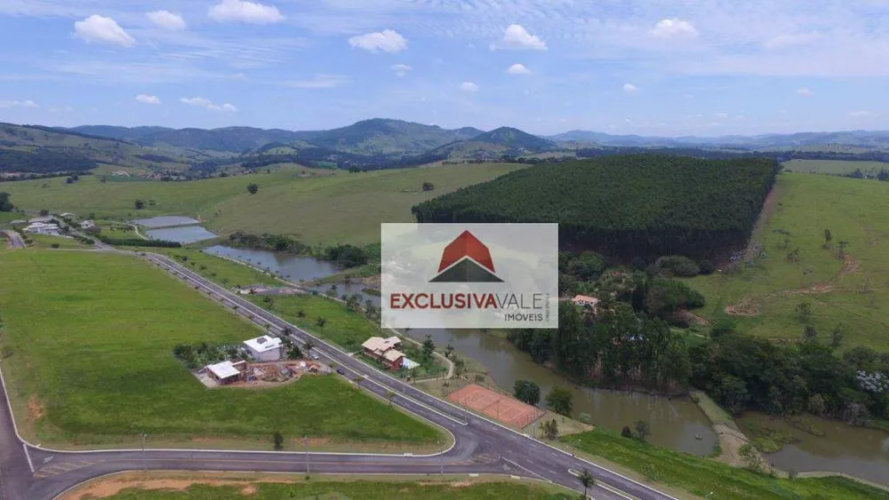 Loteamento e Condomínio, 1000 m² - Foto 1