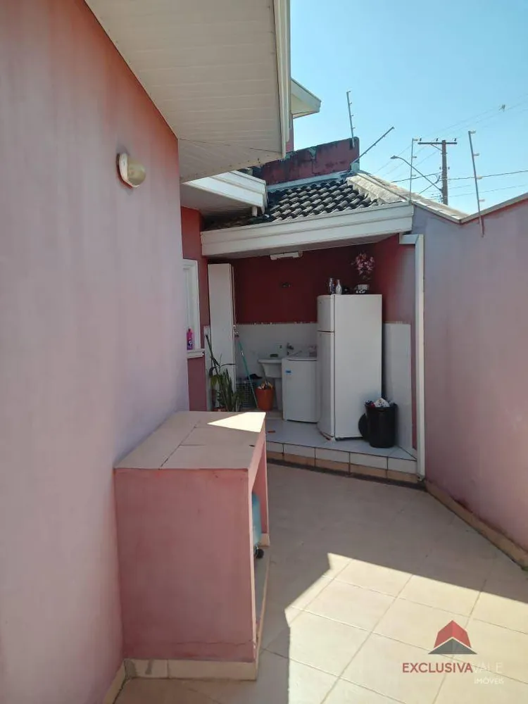 Casa, 4 quartos, 165 m² - Foto 1