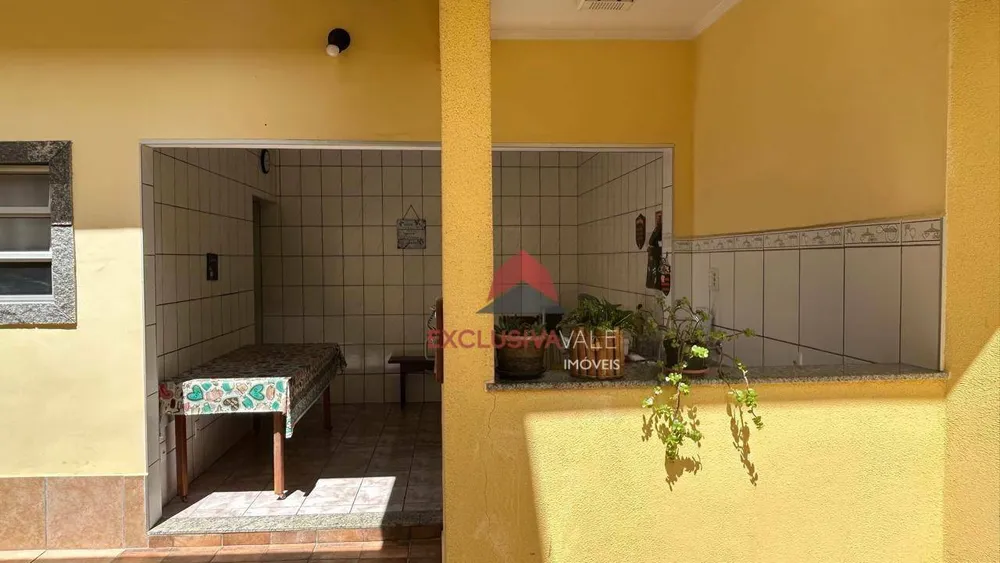 Casa, 3 quartos, 141 m² - Foto 3