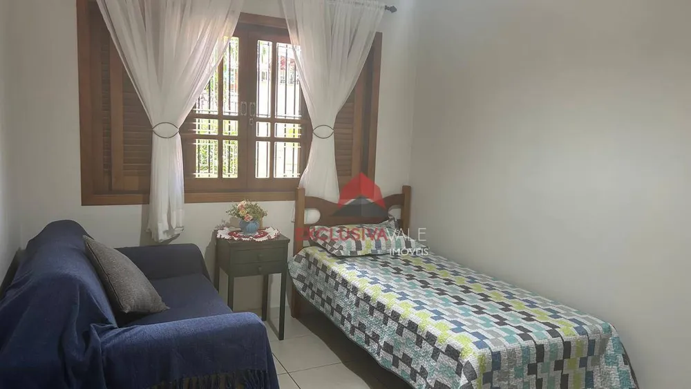 Casa, 3 quartos, 141 m² - Foto 1