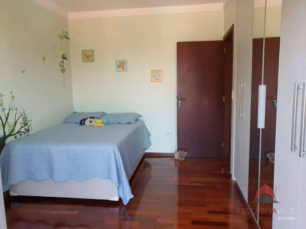 Casa, 4 quartos, 322 m² - Foto 2