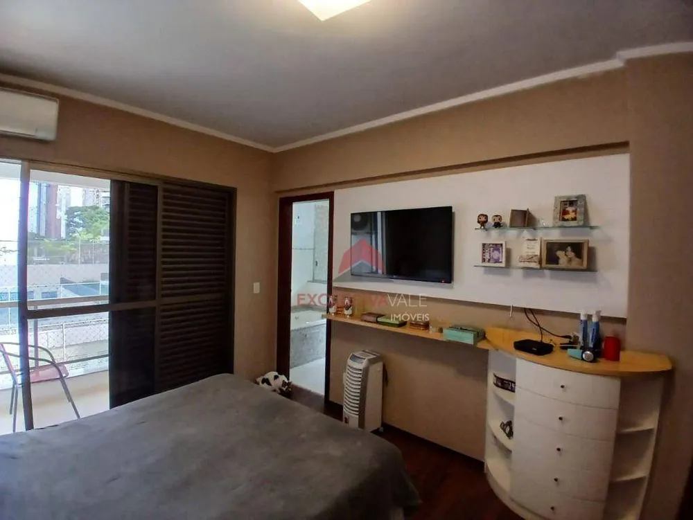 Apartamento, 4 quartos, 140 m² - Foto 2