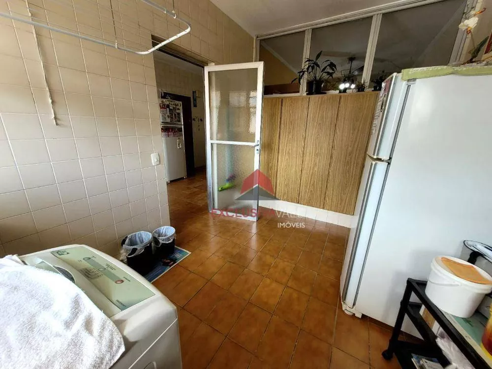 Apartamento, 3 quartos, 200 m² - Foto 2
