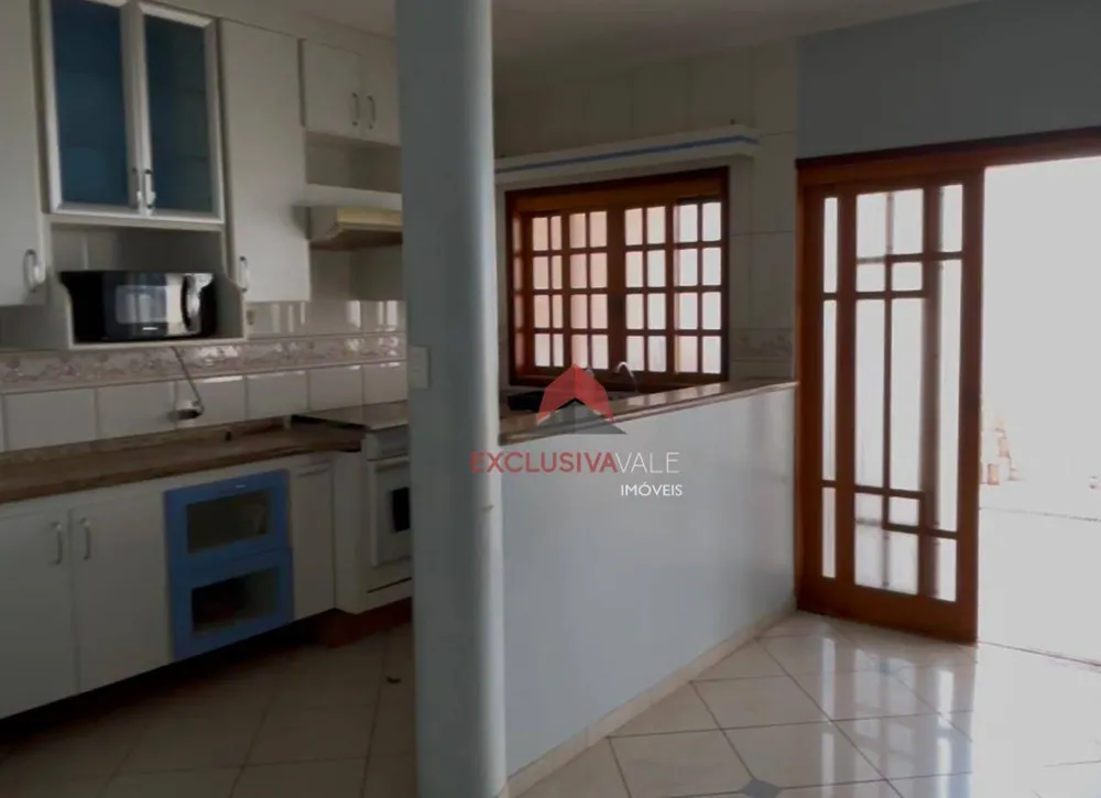 Casa, 7 quartos, 273 m² - Foto 4