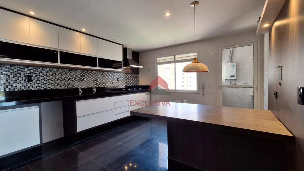 Apartamento, 4 quartos, 143 m² - Foto 1