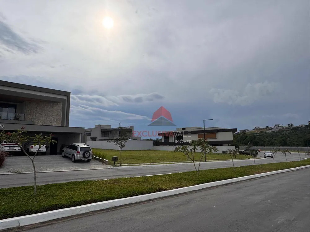 Loteamento e Condomínio, 650 m² - Foto 1