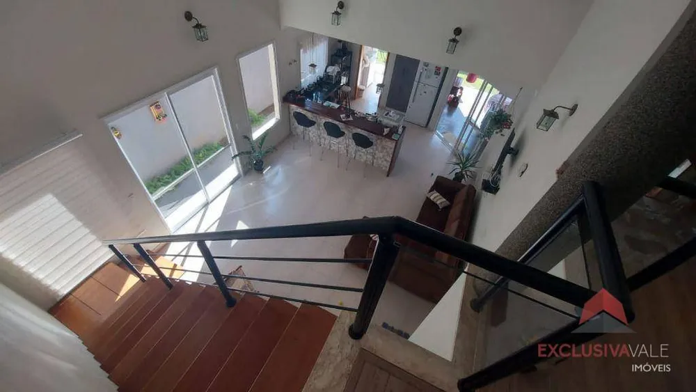 Casa de Condomínio, 4 quartos - Foto 1