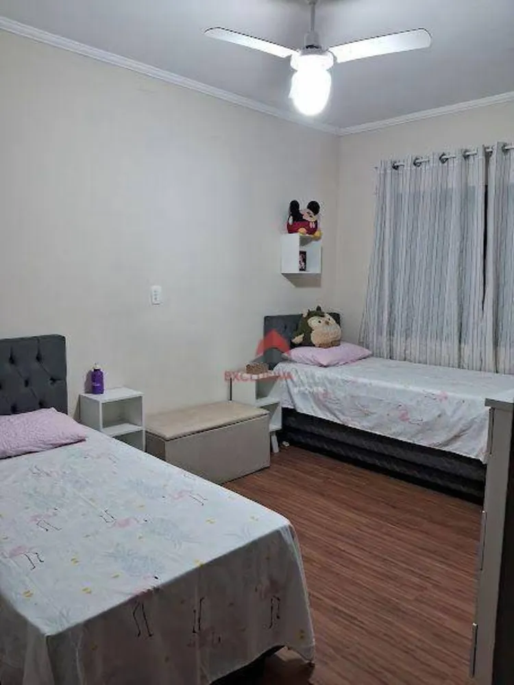 Casa, 3 quartos, 127 m² - Foto 4
