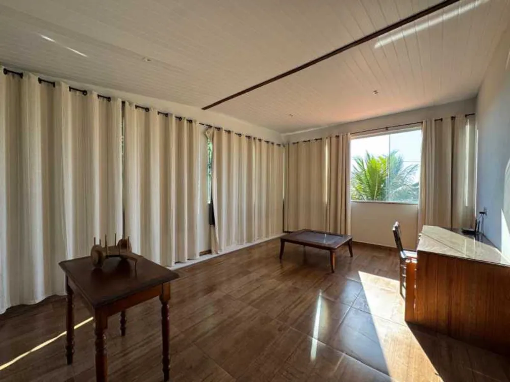 Casa, 3 quartos, 190 m² - Foto 1
