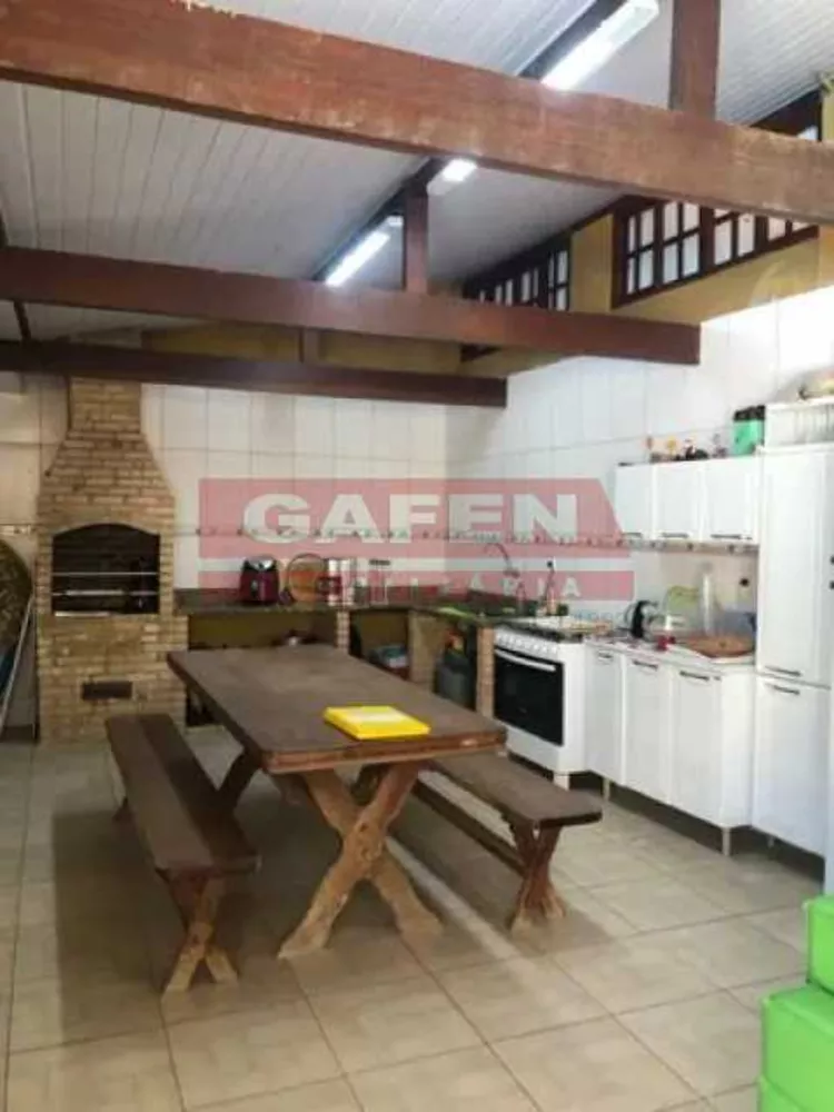 Casa, 6 quartos, 500 m² - Foto 4