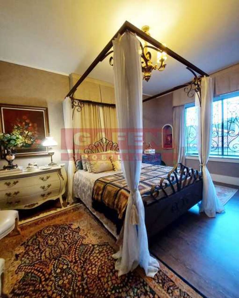 Casa, 7 quartos, 585 m² - Foto 1