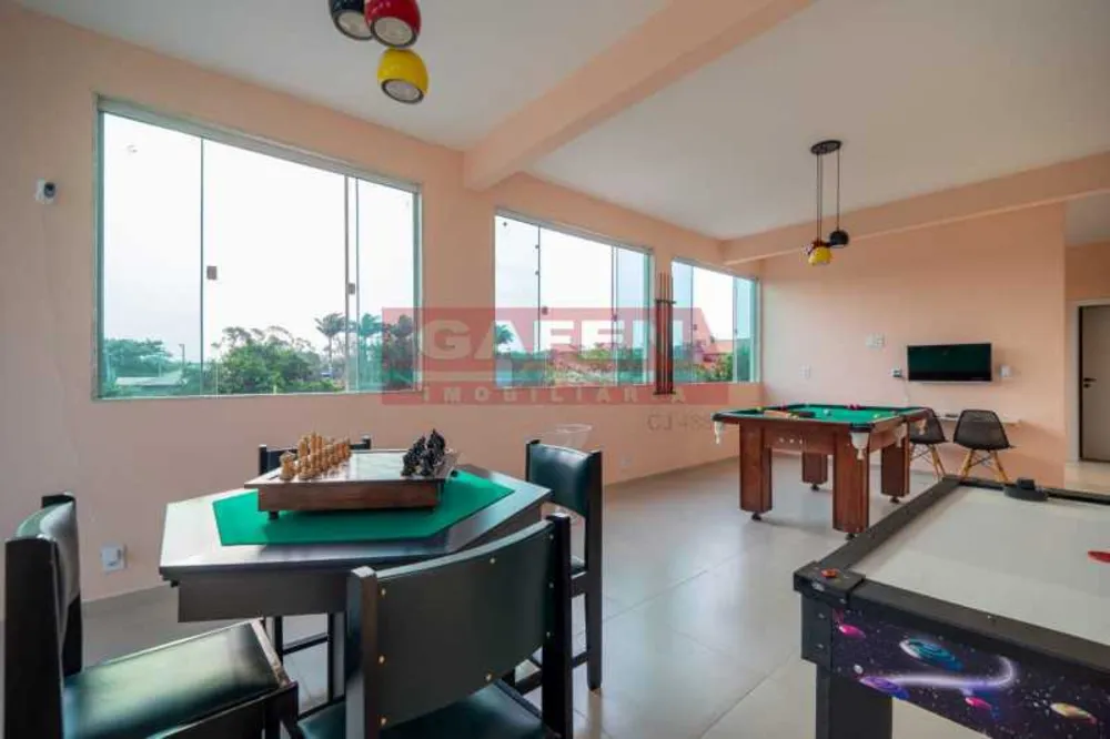 Casa, 4 quartos, 235 m² - Foto 9