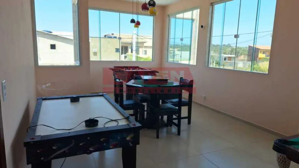 Casa, 4 quartos, 235 m² - Foto 2